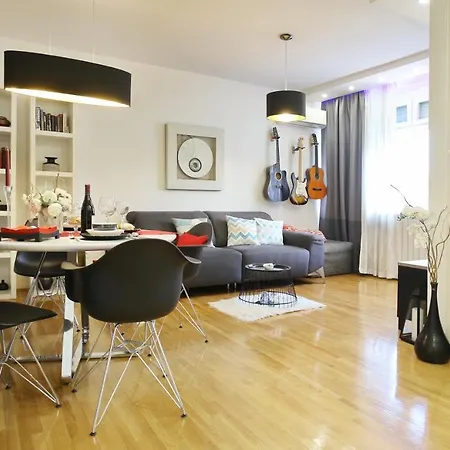 Happy Guest Apartment Zagreb Exteriör bild